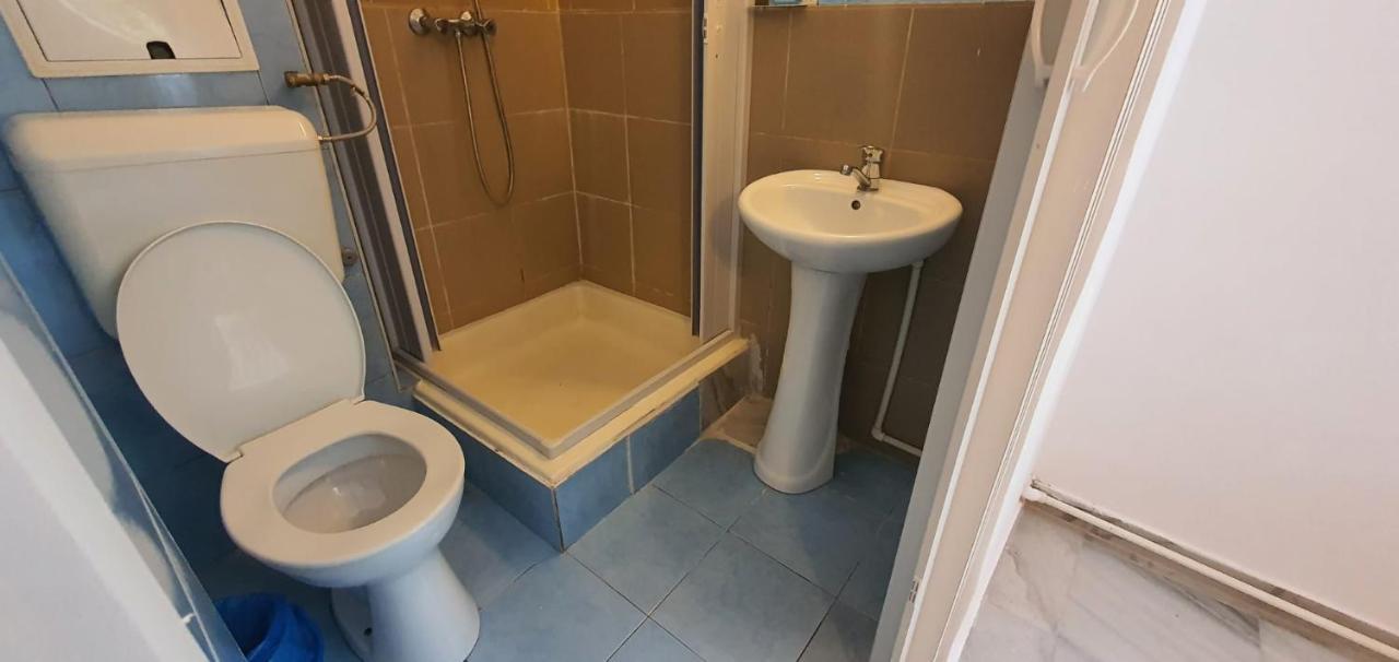 شقة Cozy Spacious Studio بوخارست المظهر الخارجي الصورة
