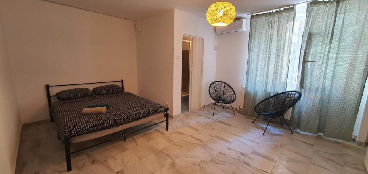 شقة Cozy Spacious Studio بوخارست المظهر الخارجي الصورة